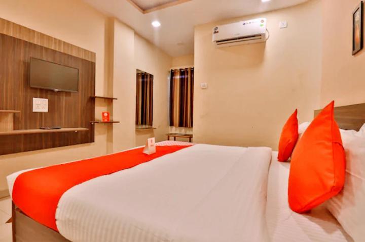 Hotel Nilkanth Inn Halol Bagian luar foto